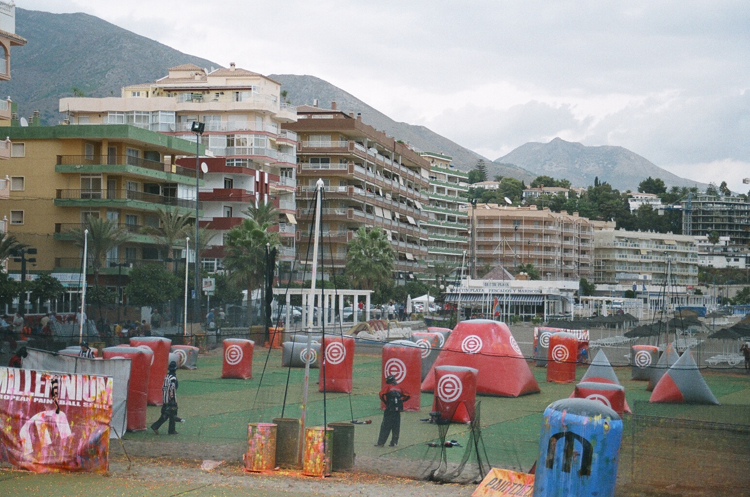 Fotografía MB 20007 en el álbum Malaga Beach 2004